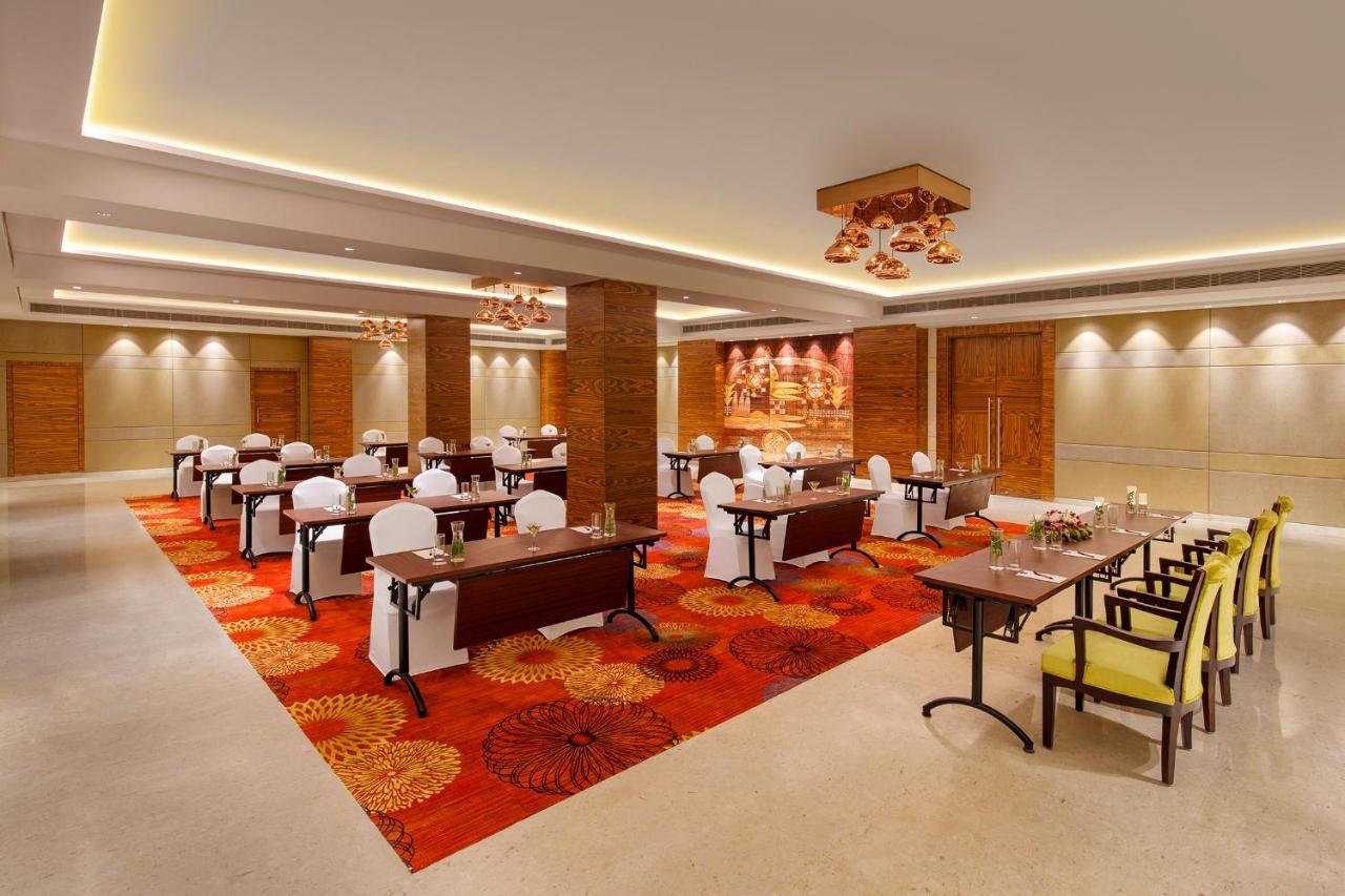 Viraj Sarovar Portico Jammu Exterior foto